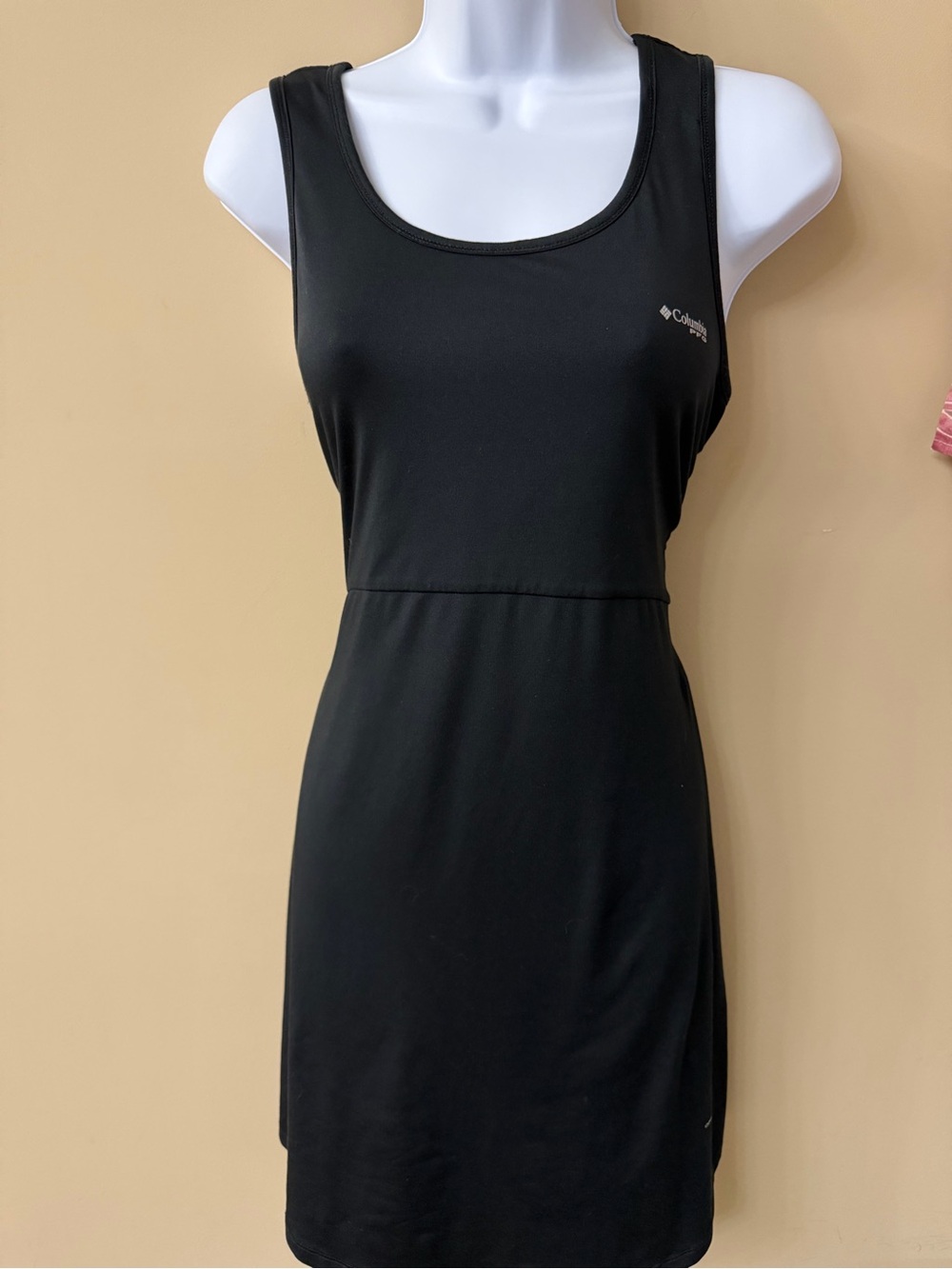 Columbia PFG Women’s Black Dress  Omni-tech, size m, Outdoor Fishing Dress